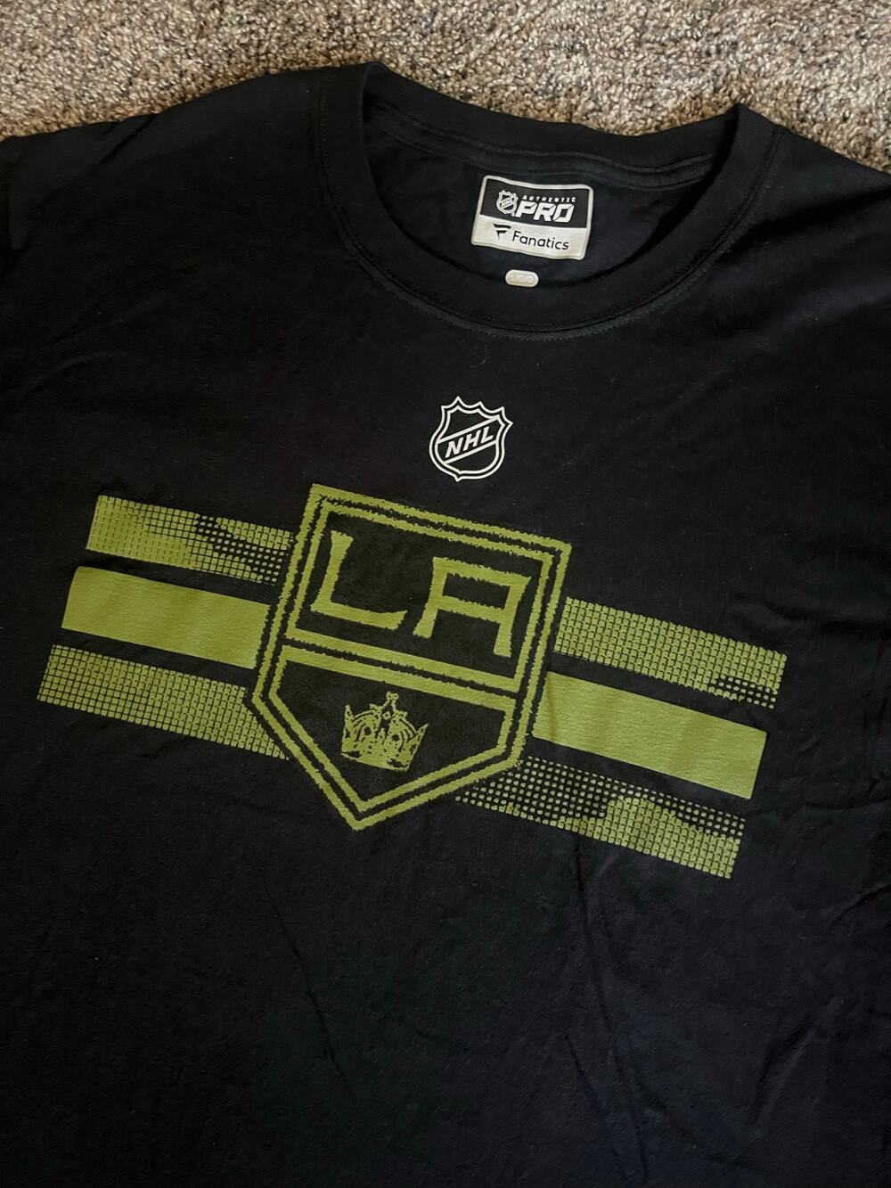 Fanatics Large NHL LA Kings Salute Black T-Shirt (NWOT)